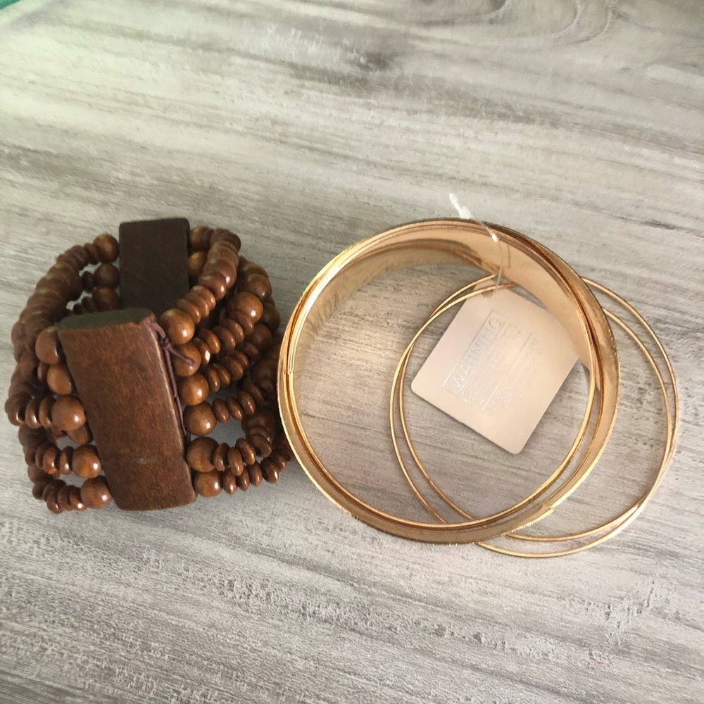 Women’s bracelets